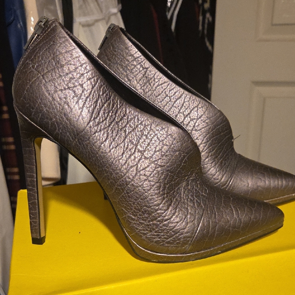 Aldo Textured Metallic High Heels